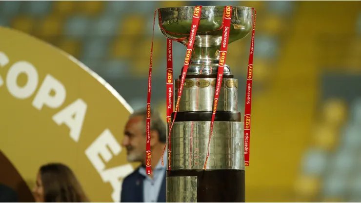 Alcaldesa abre las puertas de La Serena para recibir la Supercopa.