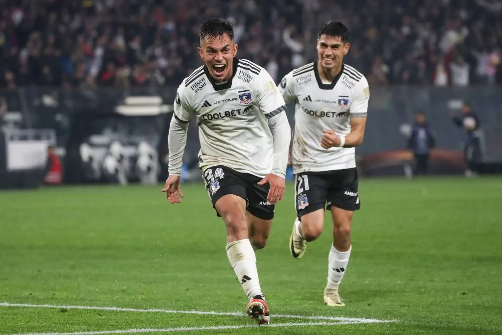 Vicho celebra su anotación ante Junior de Barranquilla por Copa Libertadores. Imagen: Photosport.