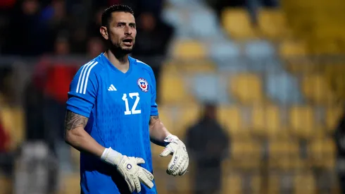 ¿Nuevo dolor de cabeza? Gabriel Arias se empieza a alejar como refuerzo de Colo Colo.