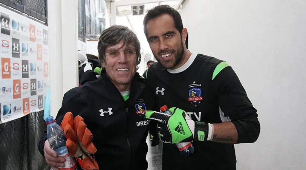 Julio Rodríguez junto a Claudio Bravo. (Foto: Archivo)