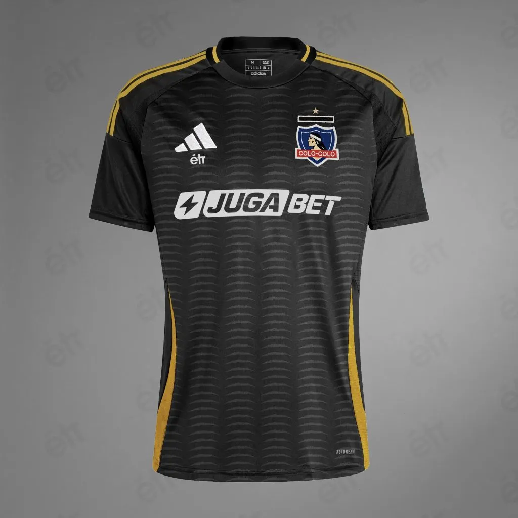 Diseño filtrado, no es el oficial de Colo Colo 2025 | Foto: NiicoETR en X