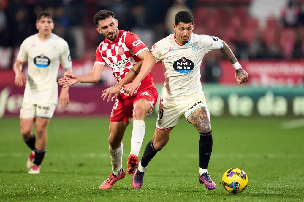 Real Valladolid enfrentando al Girona. (Foto: Getty Images)