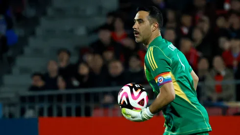Matías Fernández y Jaime Valdés ya se imaginan a Claudio Bravo reforzando a Colo Colo.