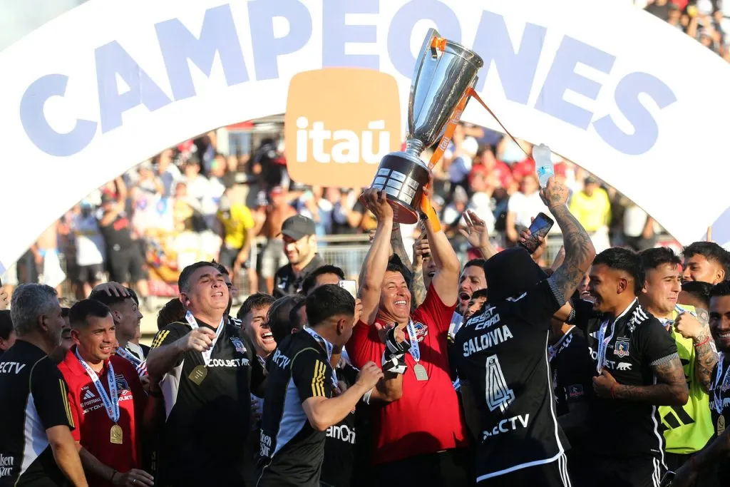 Colo Colo se tituló campeón tras remontada de 10 puntos. Imagen: Javier Salvo/Photosport