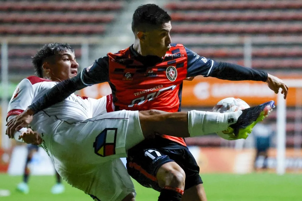 Felipe Flores en Deportes Limache. (Foto: Photosport)