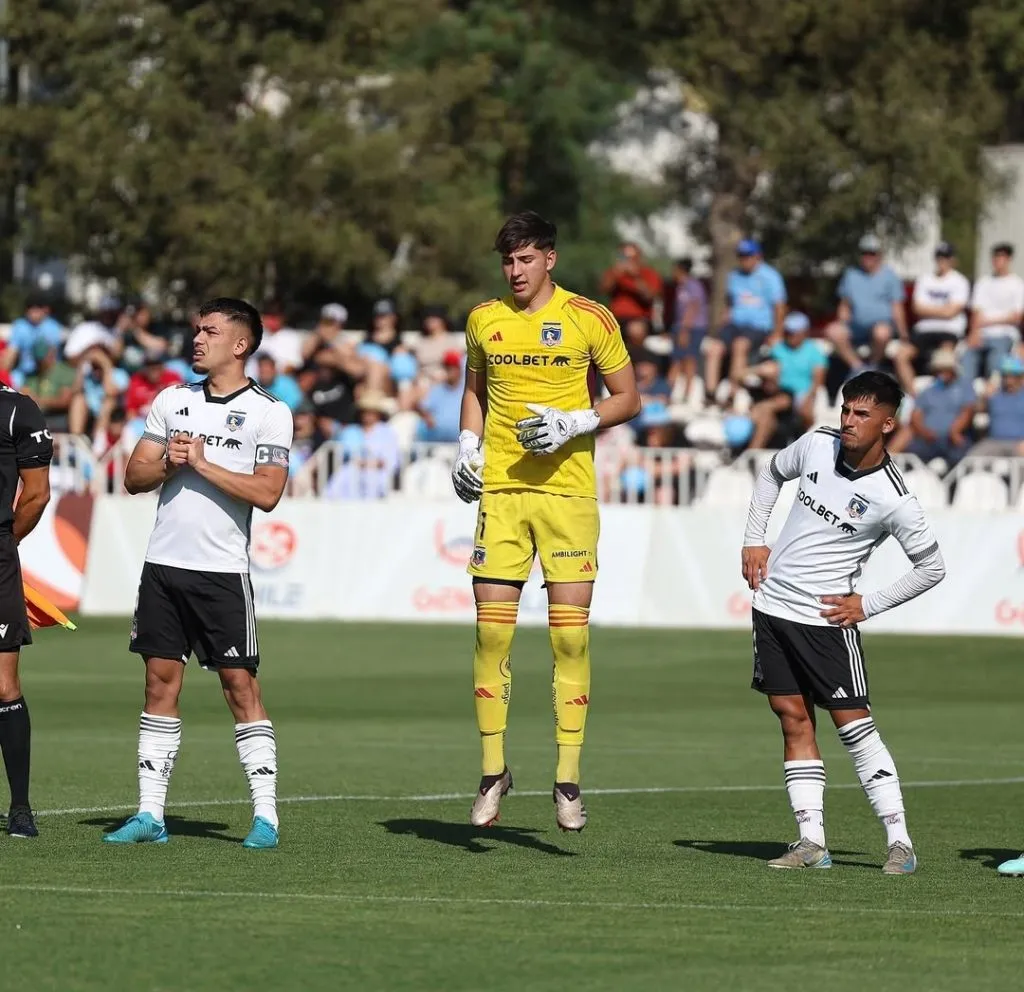 Santiago Tapia en la juvenil de Colo Colo. (Foto: colocolofutboljoven)