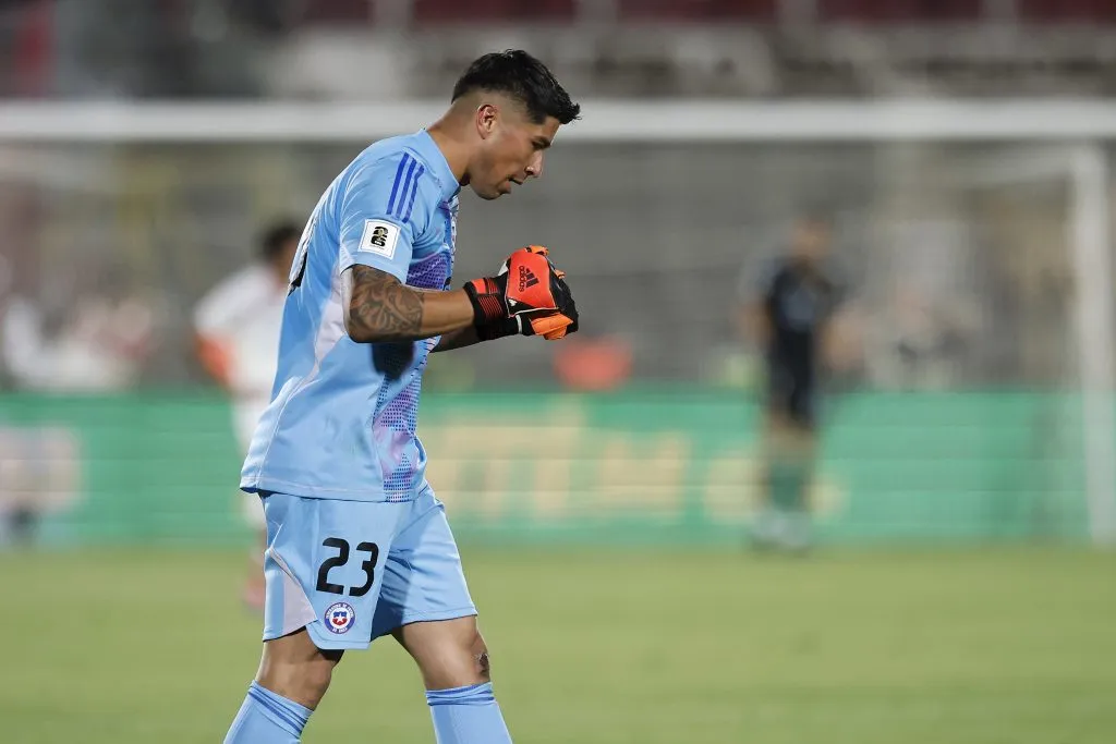 Brayan Cortés en la selección. (Foto: Photosport)