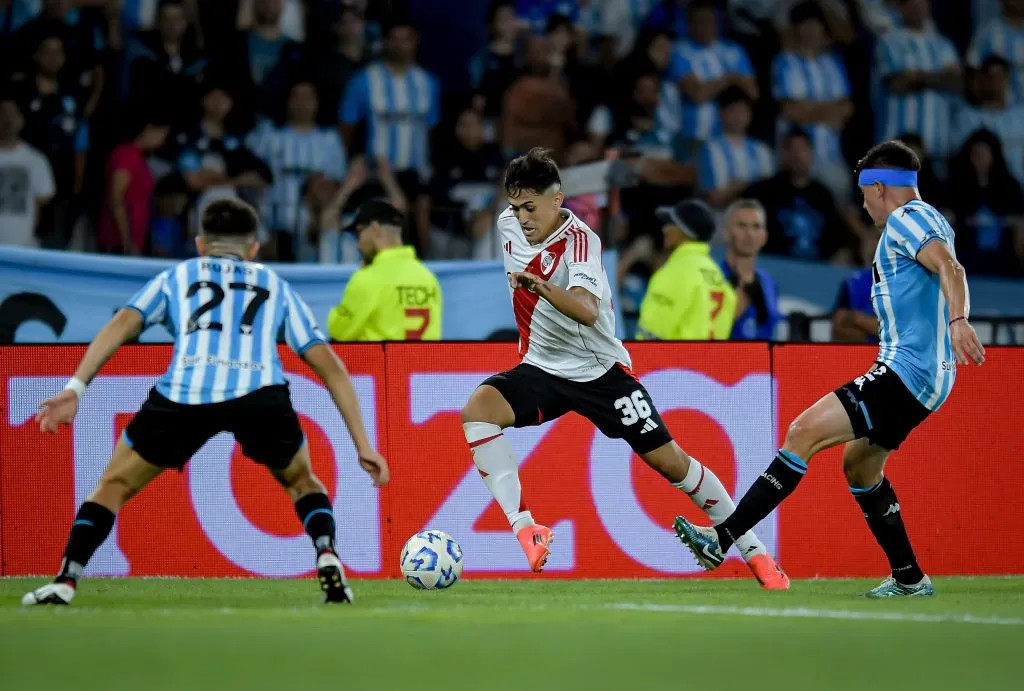 Pablo Solari en partido de River Plate vs Racing Club. (Foto: Getty Images)