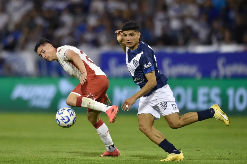 Claudio Aquino en el partido de Vélez Sarsfield vs Huracán. (Foto: Getty Images)