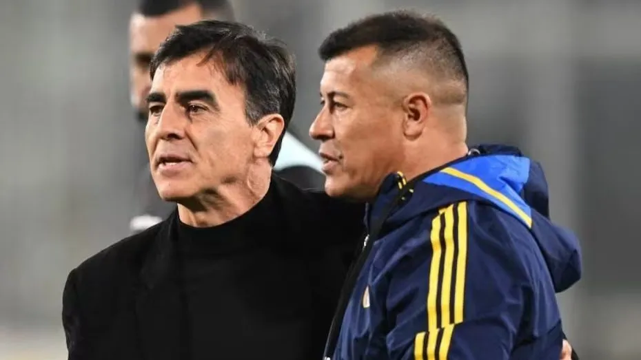 Gustavo Quinteros aparece como opción en Boca y en Colo Colo