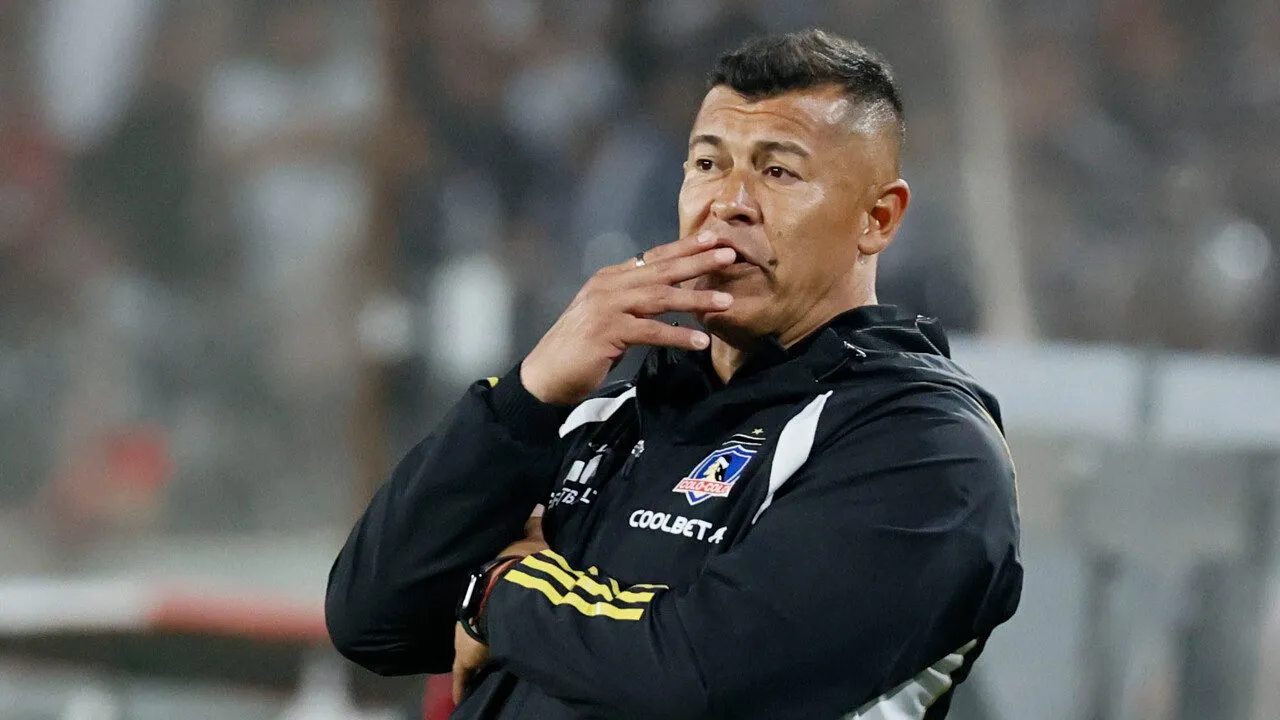 Jorge Almirón anuncia buenas noticias sobre refuerzos en Colo Colo. Imagen: Dragomir Yankovic/Photosport