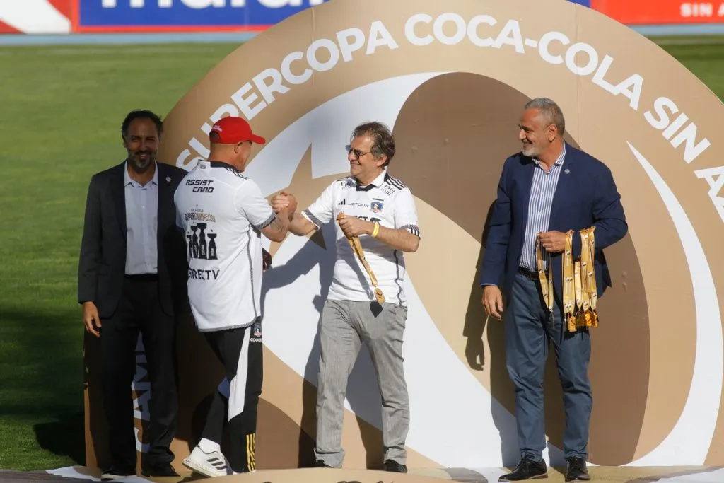 Colo Colo revalidar la Supercopa frente a Universidad de Chile. Imagen: Jorge Loyola/Photosport