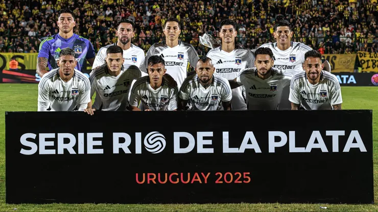 Futbol, Penarol vs Colo Colo. Serie Rio de La Plata. El equipo de Colo Colo es fotografiado durante el partido amistoso por la Serie Rio de La Plata realizado en el estadio Domingo Burgueno Miguel de Montevideo, Uruguay. 12/01/2025 FocoUy/Photosport Football, Penarol vs Colo Colo Series Rio de La Plata. Colo Colo’s team is pictured during a Series Rio de La Plata at the Domingo Burgueno Miguel stadium in Montevideo, Uruguay. 12/01/2025 FocoUY/Photosport