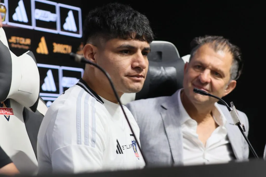 Claudio Aquino está llamado a ser una de las figuras de Colo Colo en 2025.  Imagen: Dragomir Yankovic/Photosport