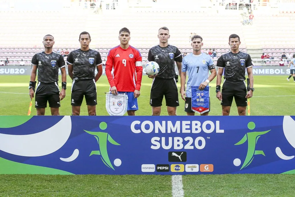 Damián Pizarro, capitán en el último partido de la Roja. (Foto: Conmebol)