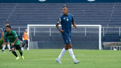 Avisan que el nombre de Villa sigue siendo opción en Colo Colo.