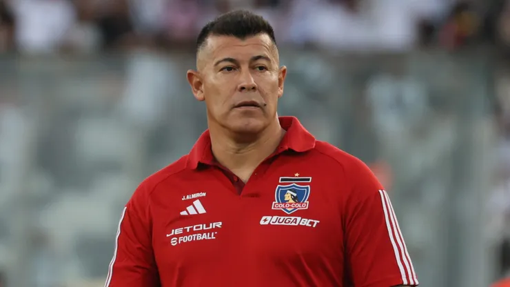 Jorge Almirón da luces de la presencia de los refuerzos ante Deportes Limache.