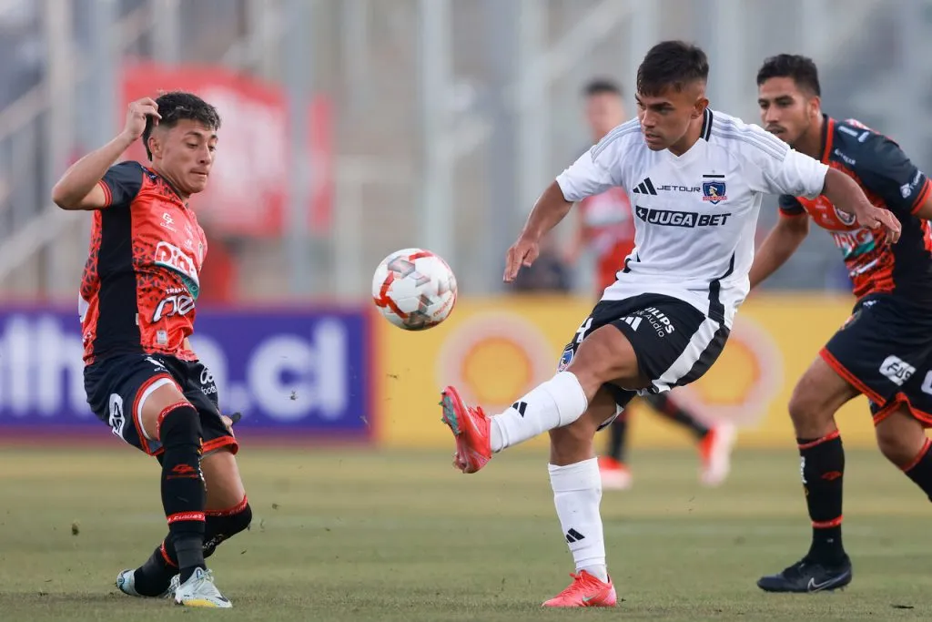 Colo Colo se enfrenta a Deportes Limache en el Monumental. Imagen: Felipe Zanca/Photosport
