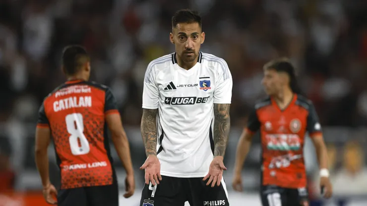 Javier Correa lanzó fuerte crítica a Colo Colo por la cancha del Monumental.