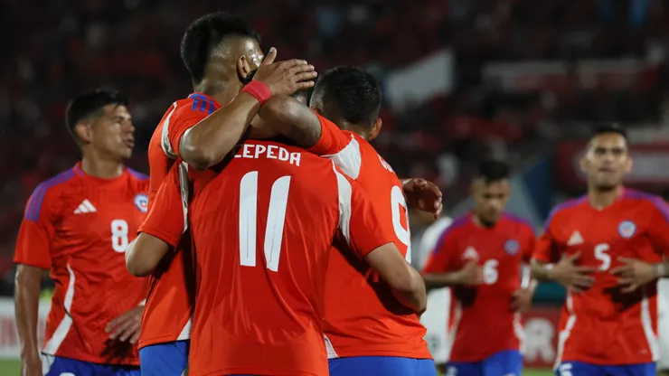Los jugadores de Colo Colo que aprobaron en la goleada de la Roja
