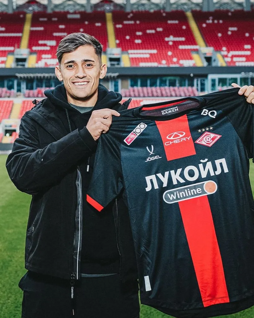 Pablo Solari con la camiseta del Spartak