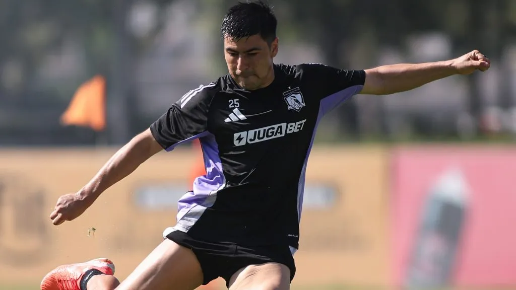 Tomás Alarcón piensa en grande en Colo Colo. | Imagen: Colo Colo.