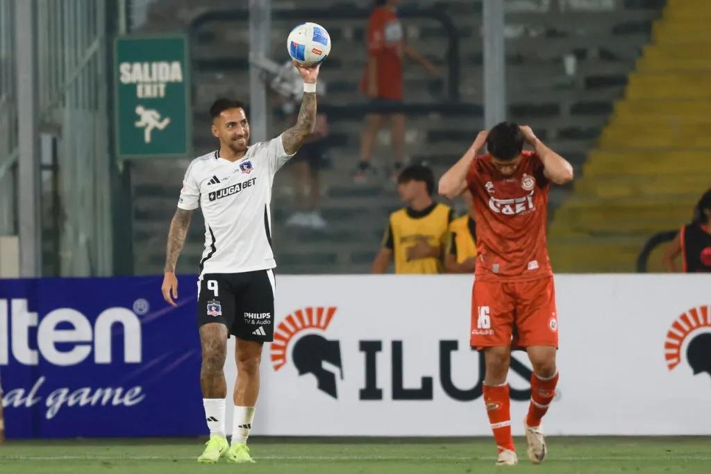 Javier Correa fue la gran figura del partido. Imagen: Felipe Zanca/Photosport