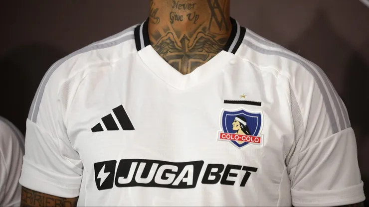Colo Colo estrenará parche de campeón frente a La Serena.