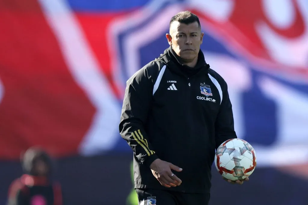 Jorge Almirón volvió a repasar a la U por su decisión de ir al TAS | Foto: Photosport