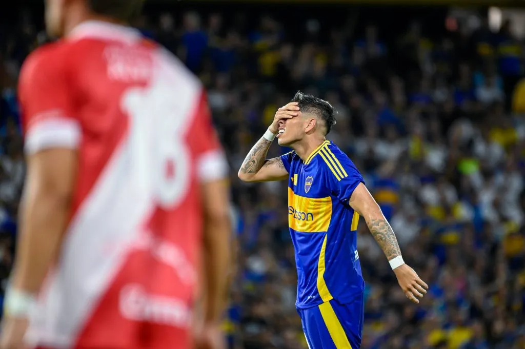 Carlos Palacios sufrió un cuadro febril tras volver de Perú. Imagen: Imago.