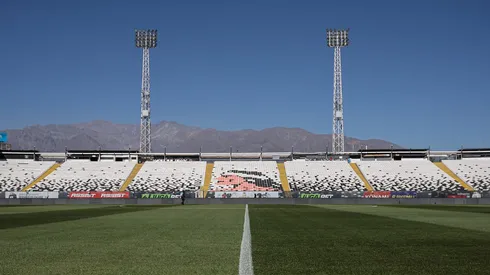 Mosa explica avances en la recuperación de la cancha del Monumental.