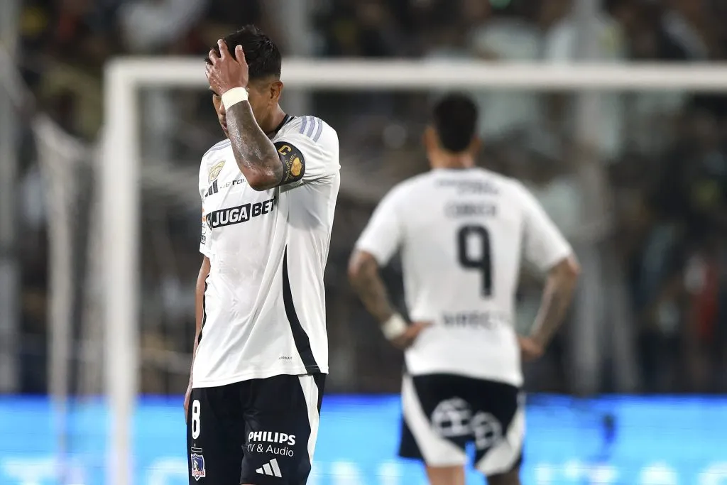 La desazón de Esteban Pavez tras la derrota de Colo Colo | Foto: Photosport