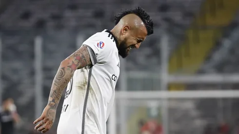 Arturo Vidal preocupa en Colo Colo.