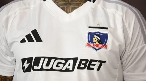 Colo Colo presenta nueva camiseta.