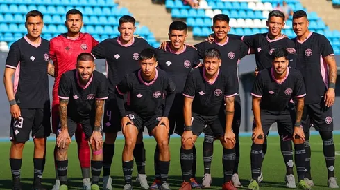 Se formó en Colo Colo, fue seleccionado y hoy debuta con su nuevo equipo en el profesionalismo.