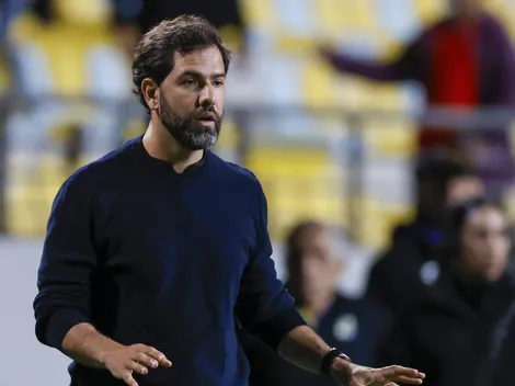 ¿Llega ante Colo Colo? DT del próximo rival albo camina por la cornisa