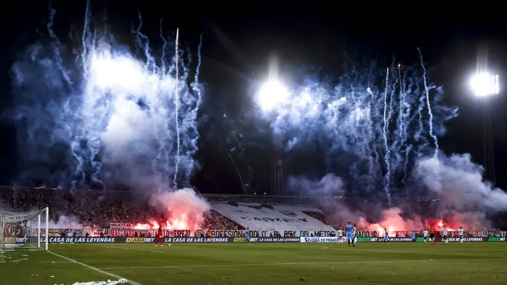 Colo Colo tendrá estadio lleno en el Superclásico. | Imagen: Photosport.