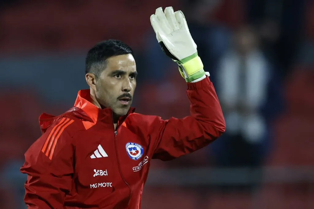 La despedida de Claudio Bravo no será en un amistoso, sino que en clínicas para arqueros | Foto: Photosport