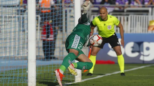 El ex Colo Colo que se acerca a un rival del Cacique.