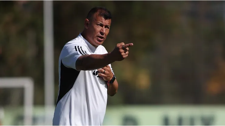 Se mueve el tablero: el nuevo esquema para la formación de Colo Colo.