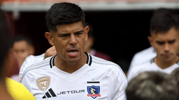Esteban Pavez quedó con amarilla en Colo Colo.