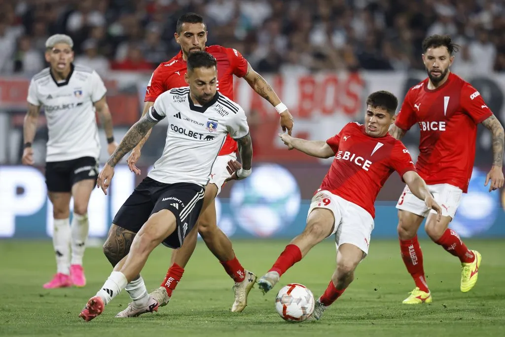 Universidad Católica cambia a Colo Colo por Lautaro de Buin