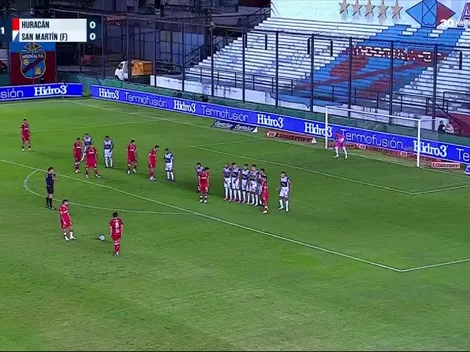 Ex Colo Colo: Leonardo Gil vuelve a anotar de tiro libre 545 días después