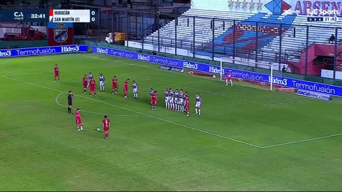 Leonardo Gil volvió al gol de tiro libre tras casi dos años.