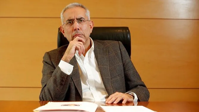 Carlos Cortés anunció nuevas acciones legales tras polémica en Blanco y Negro.