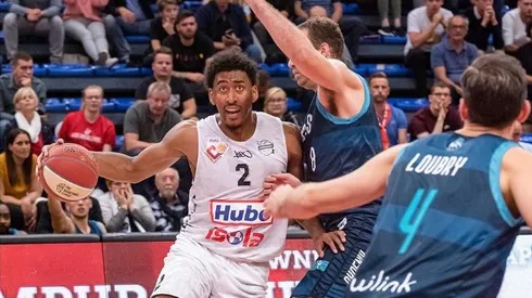 Jalen Jenkins llega para reforzar Colo Colo Básquet.