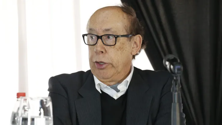 Director de Blanco y Negro defiende a Aníbal Mosa y barre el piso con Alfredo Stohwing.