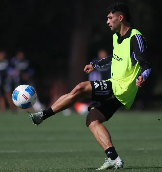 Cristián Riquelme fue titular en el amistoso de Colo Colo | Foto: Colo Colo