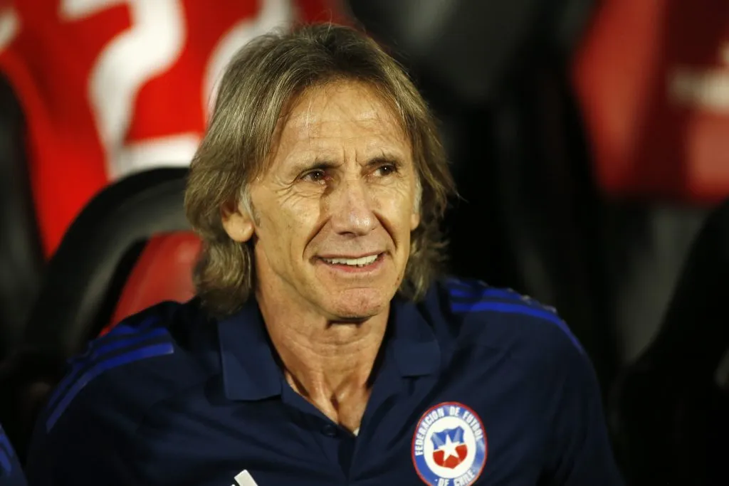 Ricardo Gareca sigue creyendo en que Chile no está eliminado del Mundial | Foto: Photosport