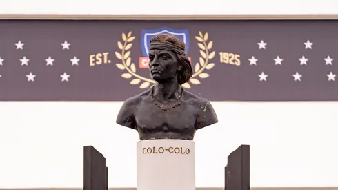 Blanco y Negro tiene reunión clave para el futuro de Colo Colo.